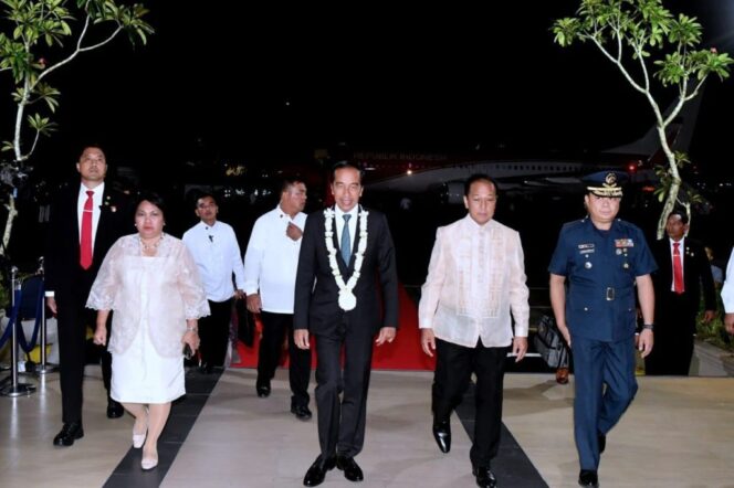 
					Presiden Joko Widodo Tiba di Filipina