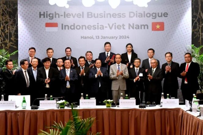 
Presiden Jokowi Dorong Penguatan Kolaborasi Indonesia-Vietnam di Sektor Bisnis