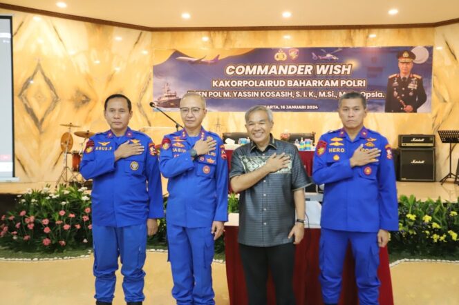 
					Kakorpolairud Baharkam Sampaikan Commander Wish : Pedomani AIRUD