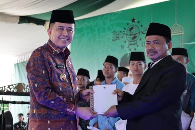 
Pertama di Indonesia, Pj Gubernur Agus Fatoni Inisiasi dan Launching Gerakan Pasar Murah Serentak Se-Sumsel