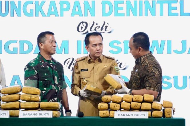 
					Pj Gubernur Sumsel Agus Fatoni bersama BNNP Sumsel Bertekad dalam Memberantas Narkoba