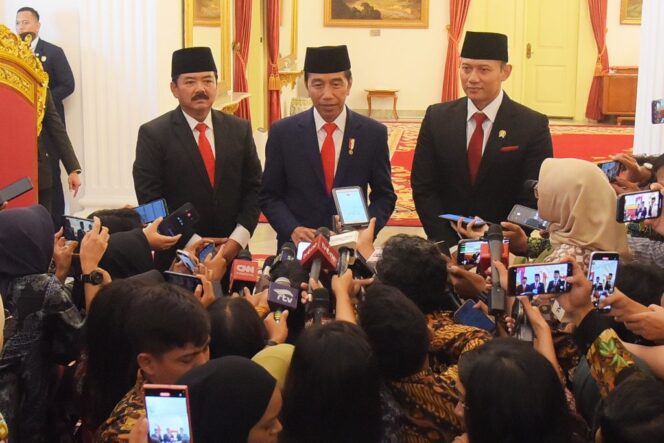 
					Pesan Presiden Jokowi pada Hadi Tjahjanto dan AHY