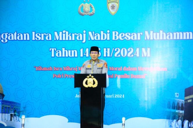 
Gelar Isra Mikraj, Personel Bhayangkara Diingatkan Pentingnya Ketakwaan Dalam Bertugas
