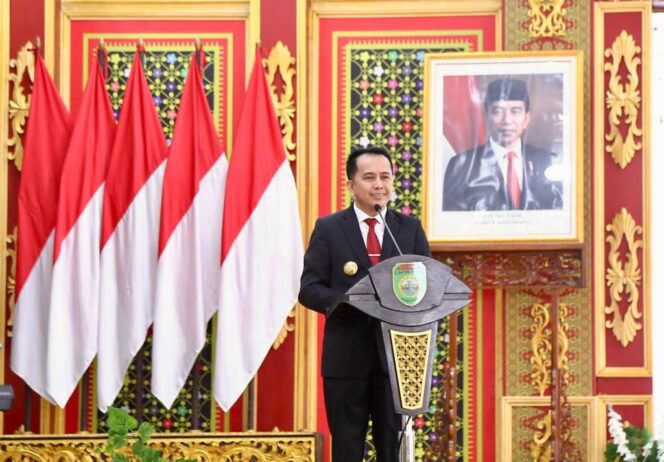 
					Pj Gubernur Agus Fatoni Beri Arahan dan Motivasi Kepala Sekolah Se-Sumsel