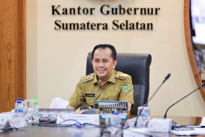 
Pj Gubernur Sumsel Agus Fatoni Sebut Kepala Dinas Pendidikan Sumsel Merupakan Orang yang Tepat