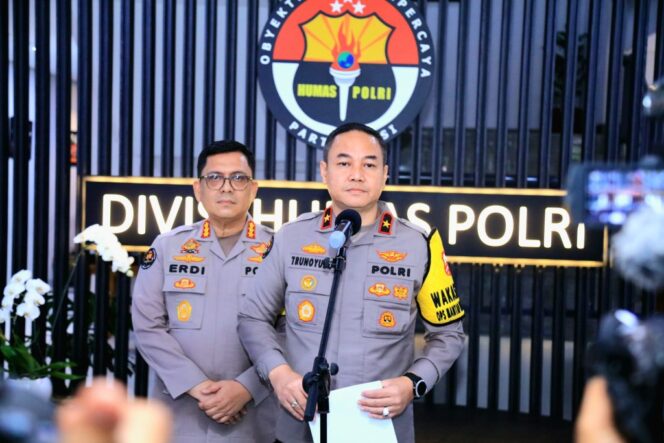 
					Polri: Pemeriksaan Firli Bahuri Masih Berlanjut