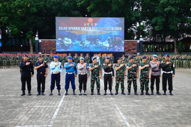
Polri Hadiri Upacara Pembukaan Gelar Operasi Gaktib dan Operasi Yustisi Polisi Militer 2024