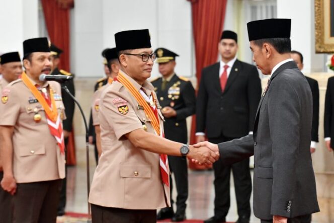 
Presiden Kukuhkan Pengurus Kwarnas Pramuka 2023-2028