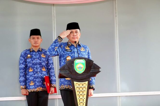 
Pimpin Apel Bulanan Pemprov Sumsel, Pj Gubernur Agus Fatoni Sampaikan Apresiasi hingga Ajak Pegawai Berinovasi
