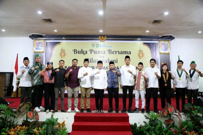 
Pj Gubernur Agus Fatoni Ajak Organisasi Mahasiswa Cipayung Plus Dukung 5 Program Prioritas Sumsel