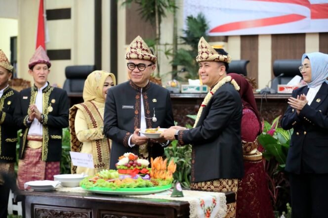 
Pj Gubernur Agus Fatoni Apresiasi Prestasi dan Capaian Kabupaten Banyuasin pada HUT ke-22