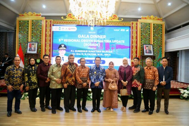 
Pj Gubernur Agus Fatoni Sebut Peran Dokter Obgyn Sangat Penting dalam Pemberian Edukasi Stunting pada Masyarakat