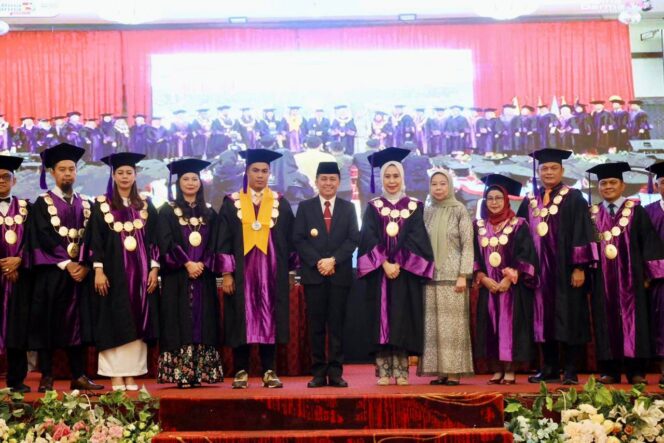 
Pj Gubernur Agus Fatoni Harapkan para Alumni Universitas Bidar Berkontribusi bagi Kemajuan Daerah