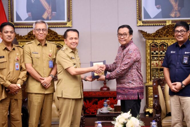 
Pj Gubernur Agus Fatoni Perkuat Sinergi bersama Direktur Pupuk Indonesia Kembangkan Potensi Pertanian Sumsel