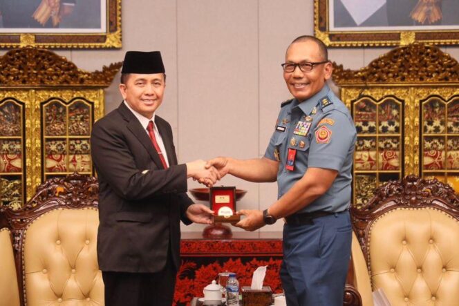 
					Pj Gubernur Agus Fatoni Minta Dukungan TNI dalam Jaga Kondusifitas Sumsel, Jelang Pelaksanaan Pilkada Serentak Tahun 2024