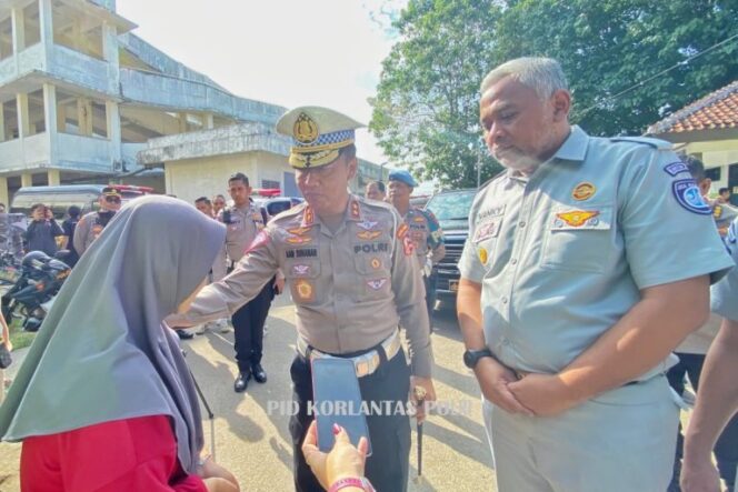 
Korlantas Polri Berduka Tragedi Kecelakaan Tergulingnya Bus Wisata di Subang