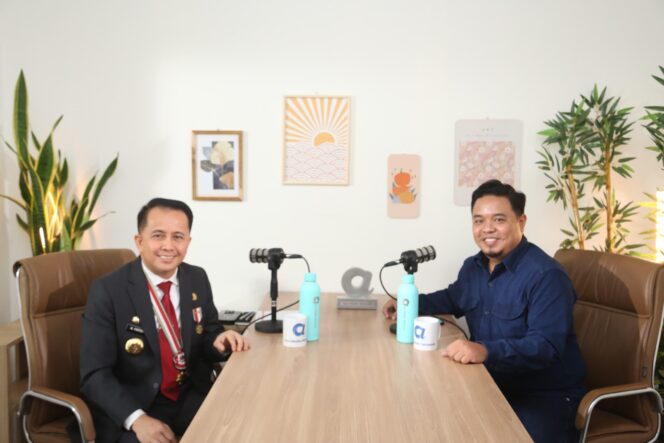 
Pj Gubernur Agus Fatoni Beberkan Berbagai Keberhasilan Sumsel pada Podcast Bersama Ayo Media Network