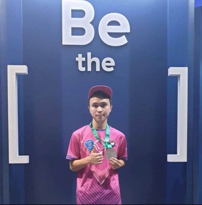 
Ingin Mengabdi Pada Negeri, Atlet Esport Ridel Daftar Casis Polri