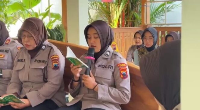 
Bripda Sherly, Sosok Polwan Polresta Banyumas yang Hafal 30 Juz Alquran