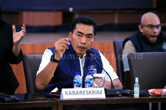 
Polri Tangkap 18 Tersangka di 3 Situs Judi Online, Perputaran Uang Capai 1 T