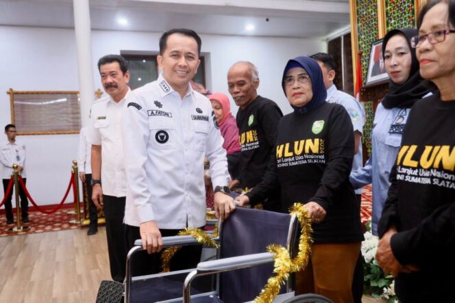 
Hadiri Peringatan HLUN Tahun 2024, Pj Gubernur Agus Fatoni Beri Perhatian Khusus kepada Lansia di Sumsel
