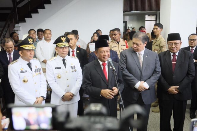 
Mendagri Tito Karnavian Resmi Lantik Pj Gubernur Sumsel Elen Setiadi Gantikan Agus Fatoni