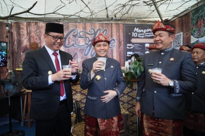 
Pj Gubernur Agus Fatoni Gencarkan Promosi Guna Dorong Kopi Sumsel Lebih Terkenal dan Mendunia