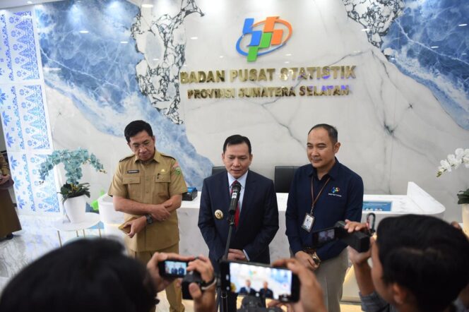 
Pj Gubernur Elen Setiadi Apresiasi Kenaikan Nilai Tukar Petani Sumsel 3,75 % 