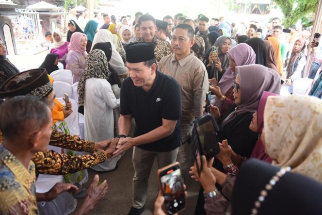 
Kunker ke Desa Seribandung Ogan Ilir, Pj Gubernur Elen Setiadi Disambut Antusias Warga