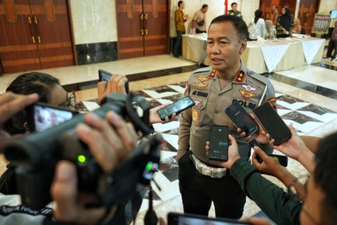 
Kakorlantas: Plat Mobil ZZ Bukan Prioritas Di Jalan