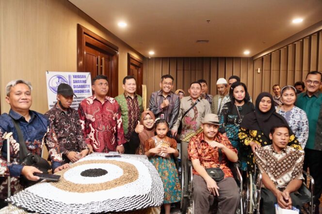 
Pj Gubernur Elen Setiadi Berikan Akses  Untuk Berkarya Bagi Para Penyandang Disabilitas di Sumsel