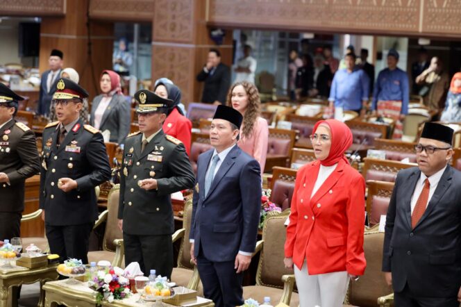 
Pj Gubernur Elen Setiadi Bersama Forkopimda Sumsel Simak Pidato Kenegaraan Presiden RI Jokowi