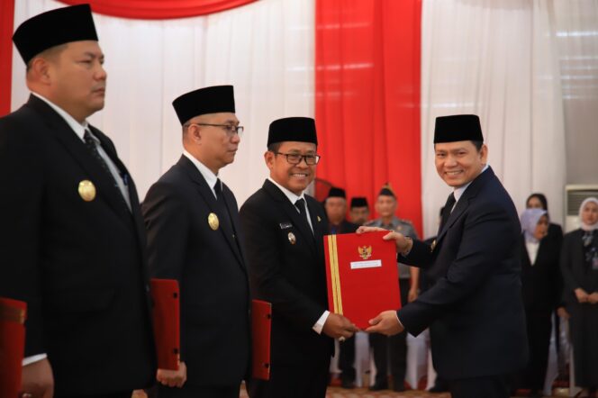 
					Bupati Definitif Cuti Kampanye, Pj Gubernur  Elen Setiadi Kukuhkan Pjs Bupati OKU Timur, Ogan Ilir, Musi Rawas dan Plt Bupati Muratara