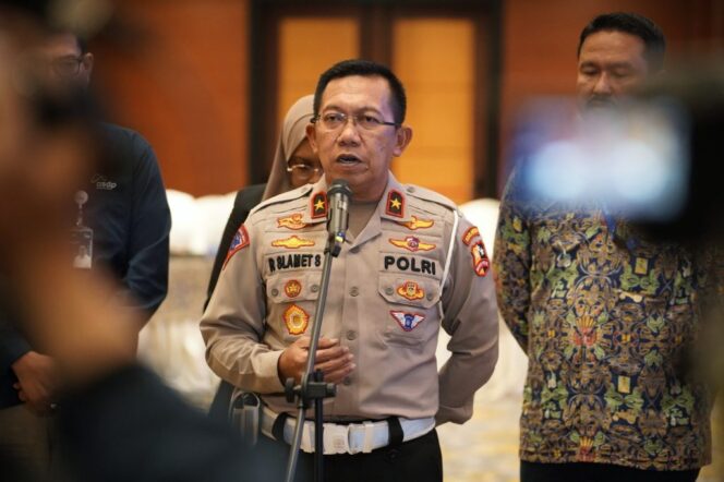 
					Hari Ini Ganjil Genap dan One Way Diterapkan untuk Atasi Kemacetan di Puncak, Bogor
