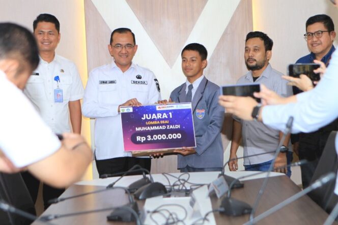 
					Pemprov Sumsel Apresiasi Lomba Esai Andai Aku Menjadi Gubernur