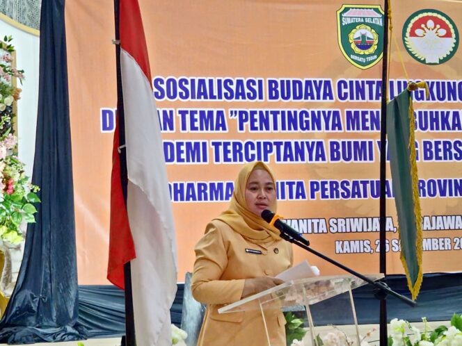 
					Ketua DWP Sumsel Sosialisasikan Budaya Cinta Lingkungan Dalam Keluarga