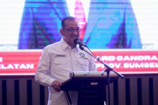 
					Sekda Edward Candra Buka Rakor Komwil Forsesdasi Soal Netralitas ASN dalam Pilkada Serentak 