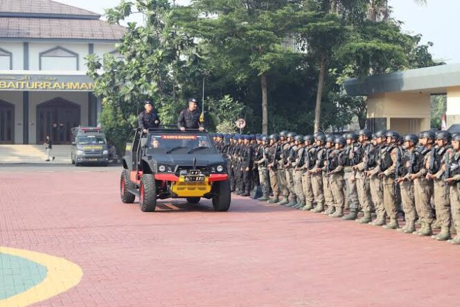 
					Ratusan Personel Ditugaskan ke Satgas Amole di Papua