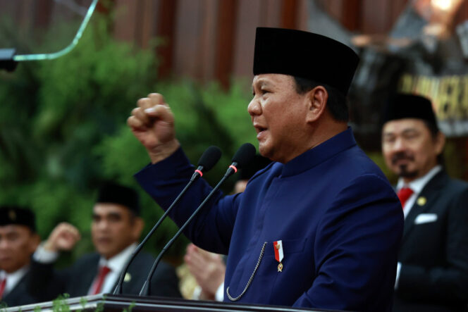 
					Pidato Perdana, Presiden Prabowo Subianto Ajak Bangsa Indonesia Hadapi Tantangan dengan Keberanian