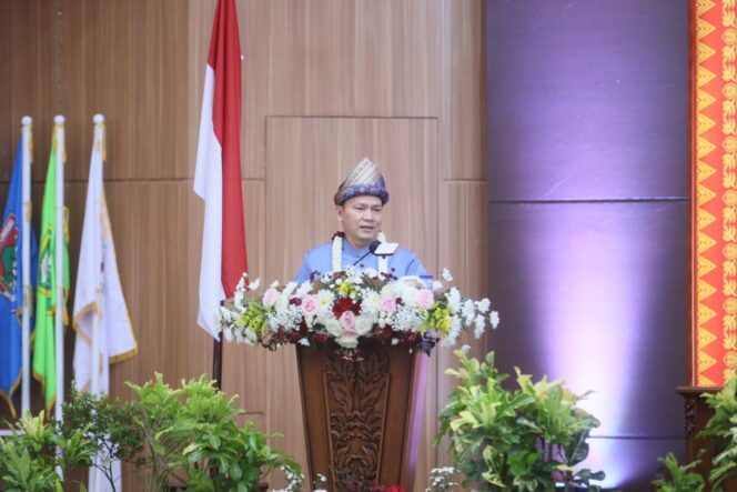 
Hadiri HUT Kota Lubuk Linggau ke-23 Tahun, Pj Gubernur Elen Setiadi Ungkap Pentingnya Kekompakan Dalam Membangun Daerah