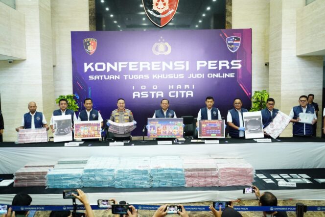 
					Sita Rp78,1 Miliar dari Judol Internasional, Komitmen Polri atas Asta Cita Presiden Prabowo