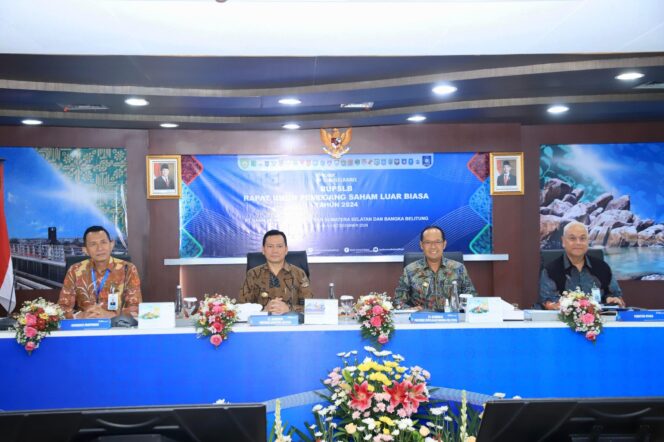 
Hadiri RUPSLB BSB, Pj Gubernur Sumsel Elen Setiadi Bersama Pj Gubernur Babel Sugito Bahas Penguatan Ekonomi Berkelanjutan