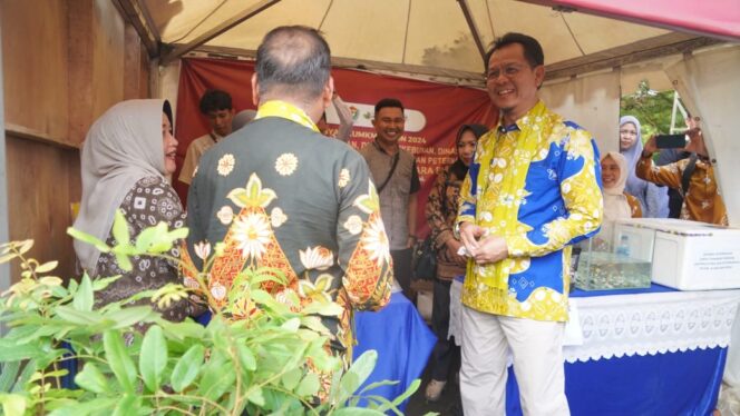 
Sambut Hari Jadi Ke-78, Pemkab Muara Enim Gelar Gebyar UMKM dan Koperasi
