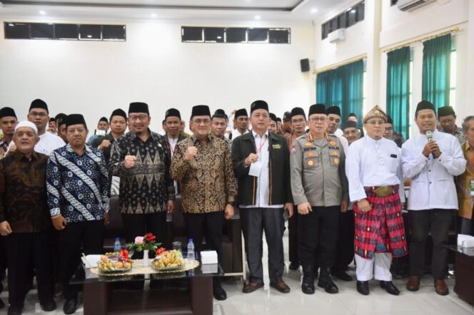 
					Sekda Edward Candra Harapkan IKADI Sumsel Aktif Dalam Pembangunan Mental Spiritual Masyarakat