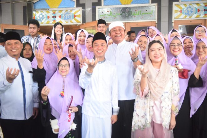
					Gubernur Herman Deru Santuni Anak Panti Asuhan dan Kaum Dhuafa