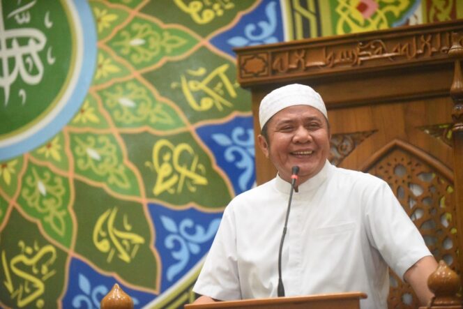 
Herman Deru-Wagub Cik Ujang Safari Ramadhan Bersama Kajati Sumsel dan Jajaran