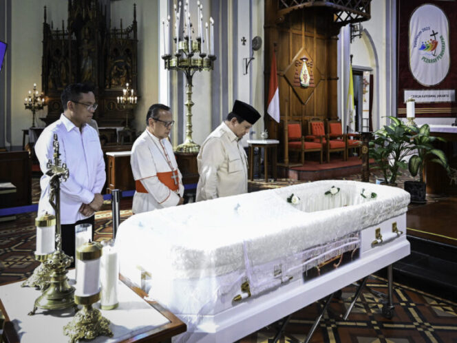 
Presiden Prabowo Berbelasungkawa atas Wafatnya Uskup Emeritus Keuskupan Agung Kupang