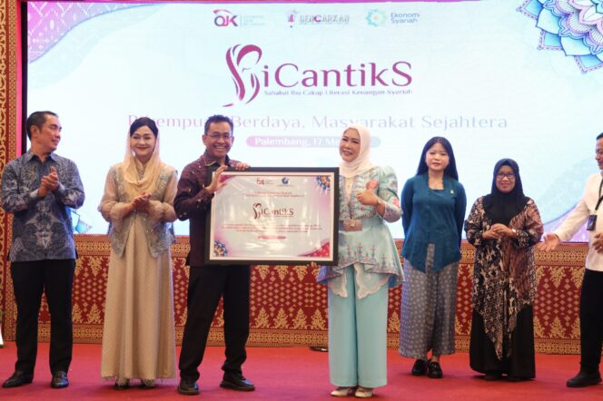 
					Dorong Literasi Keuangan Perempuan, Ketua TP PKK Sumsel Feby Deru Nilai Program SICANTIKS OJK Inovatif