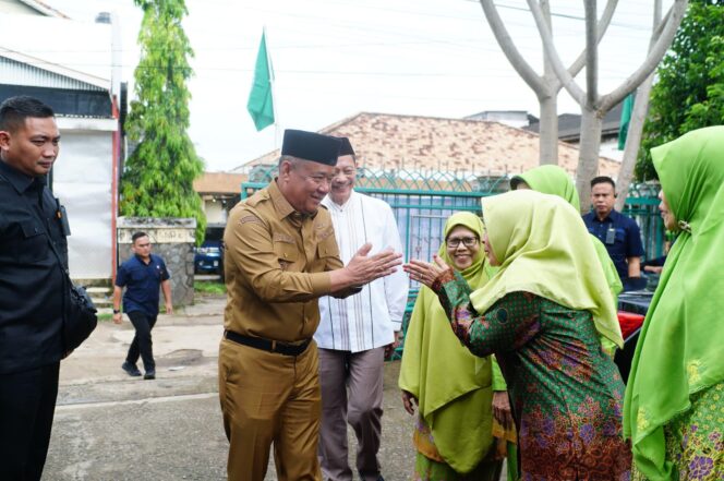 
Cik Ujang Ajak Muslimat NU Bersinergi untuk Kesejahteraan Masyarakat