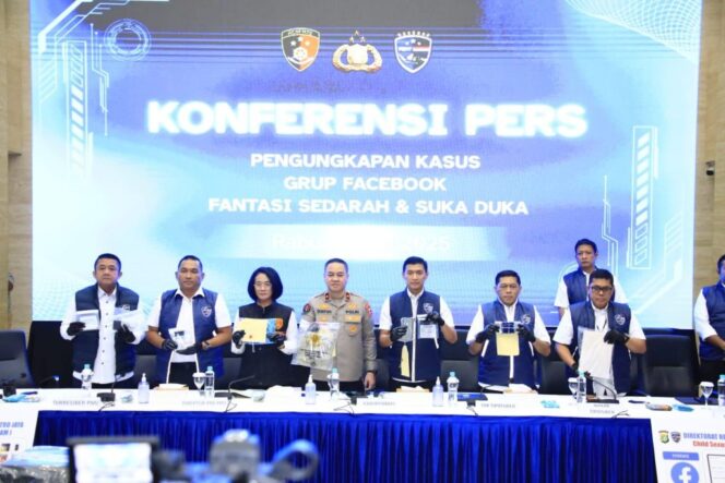 
					Bareskrim Polri Ungkap Grup Facebook Penyebar Pornografi Anak, Enam Tersangka Ditangkap